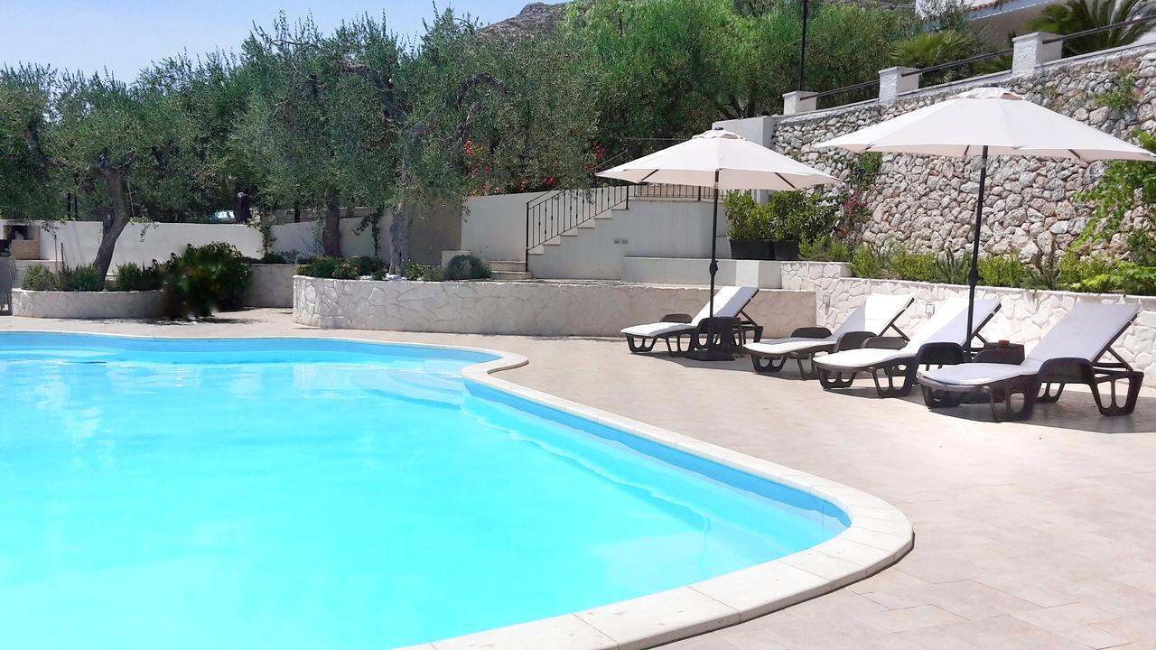 Charming Puglia Villa Simone Монте-Сант'Анджело Экстерьер фото